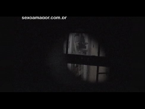 ❤️ Бландзінка таемна здымаецца на відэа з суседскага вуаерыста, схаванага за пустымі цэгламі Жорсткае порна на be.sexvideosex.top ❌❤